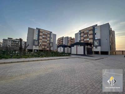 شقه للبيع كمبوند الصفوه بجوار جراند هايتس وماونتن فيو التوسعات الشماليه بسعر ممتاز