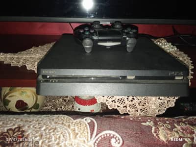 PS4 slim