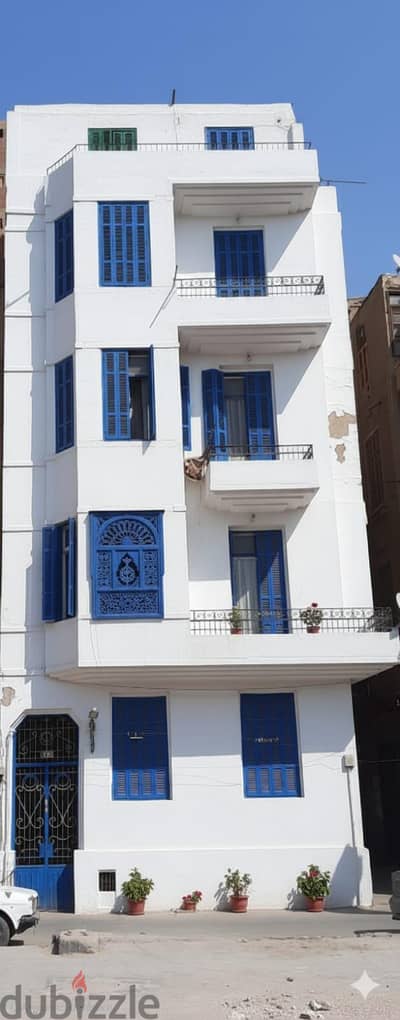 عمارة سكنية بالكامل للبيع في قلب القاهرة موقع استثماري نادر