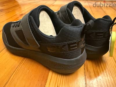School shoes originalعدد اتنين شوز مدرسي اصلي بدون بوكس