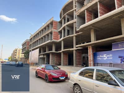 99 sqm pharmacy for sale in Zahraa El Maadi, handover in 6 months - ready for viewing, installment plan over 100 months