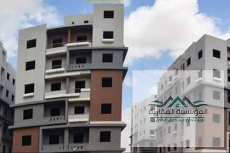 بسعر مليون و 350 الف ولمدة 4 ايام فقط - بنتهاوس للبيع فى كمباوند برايم افينو - نصف تشطيب - استلام فورى للسكن - امام منطقة النوادى وصن كابيتال
