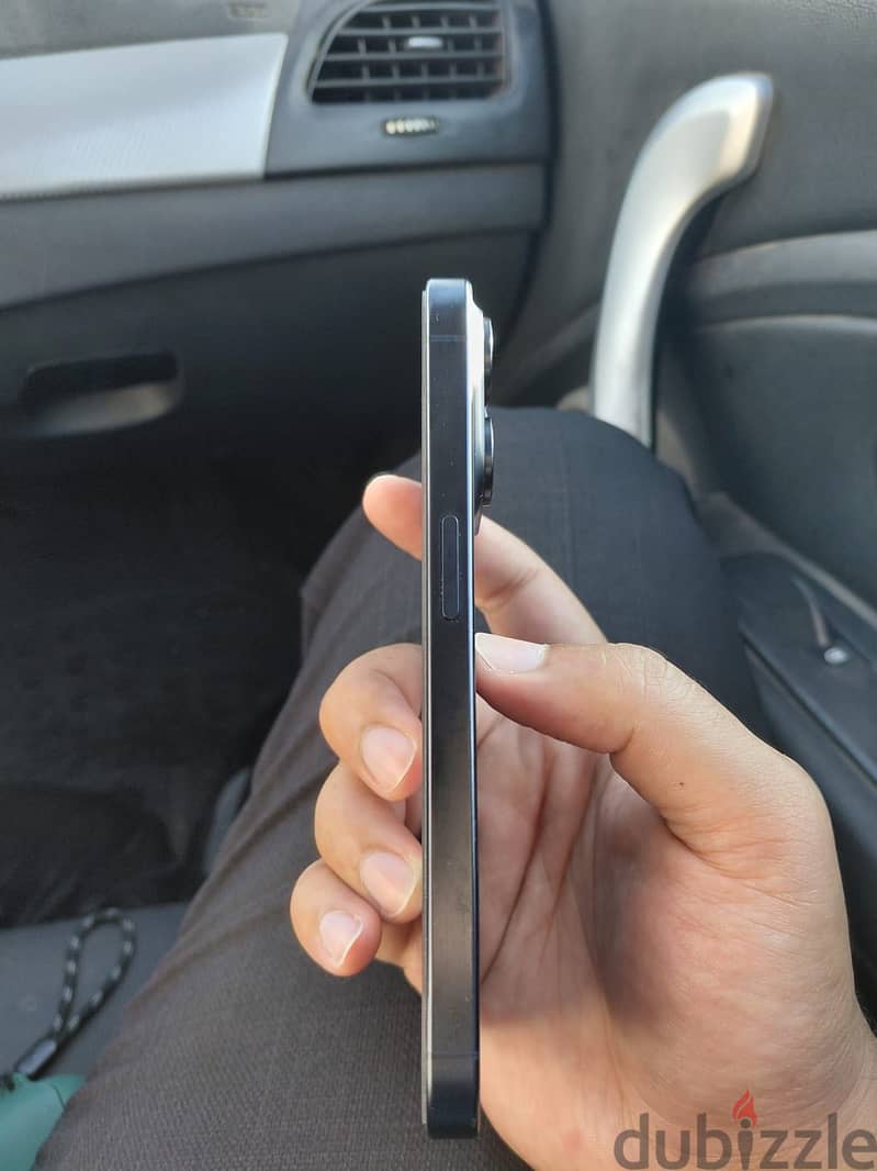 Apple - iPhone 15 Pro 3