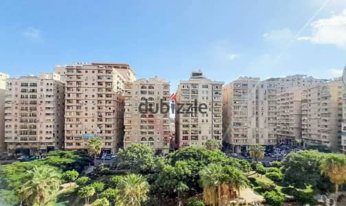 Opportunity for clinics and companies - Licensed administrative headquarters for sale 70m (Smoha - Golden Square next to Zahran Mall) 3,500,000 EGP / Cash first floor