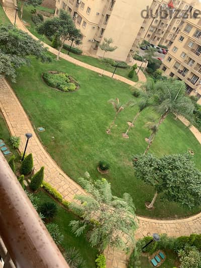 شقة لقطة فى مدينتى بجوار thespine