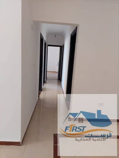 شقه ايجار جديد بالتجمع سكن مصر ساوث هيلز طريق السخنه