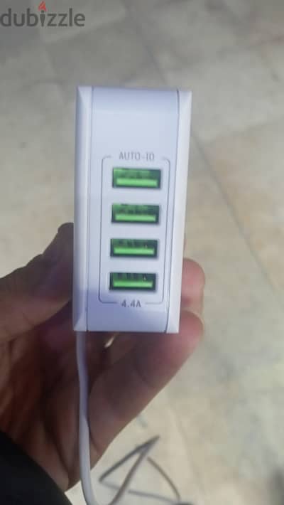 رأس شاحن 4 مخرج usb