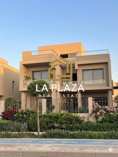فيلا مستقلة كورنر بأقل مقدم للبيع - لوكيشن مميز - في بادية بالم هيلز - اكتوبر