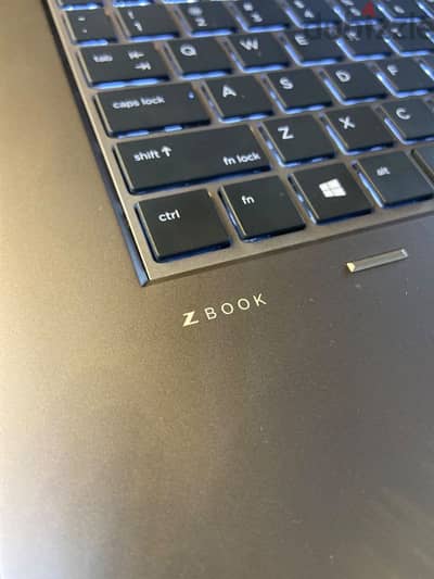 HP ZBOOK 17 G6  4k touch بكرت مميز RTX 16Gb أساسي