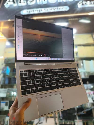 HP ELITEBOOK G8 855