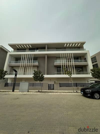 Large space apartment + garden landscape view next to New Giza