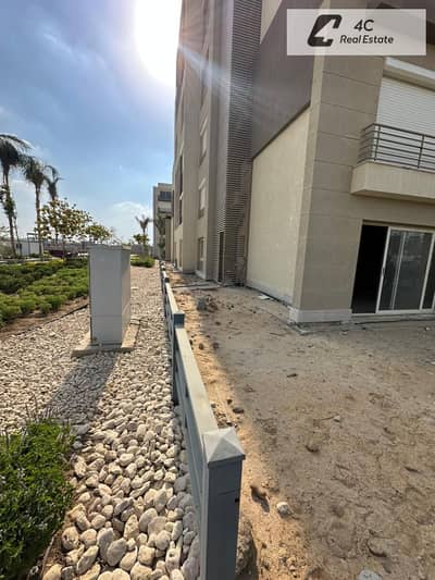 شقق للبيع 176متر ارضي بجاردن استلام فوري في بالم هيلو القاهرة الجديدة palm hills new cairo