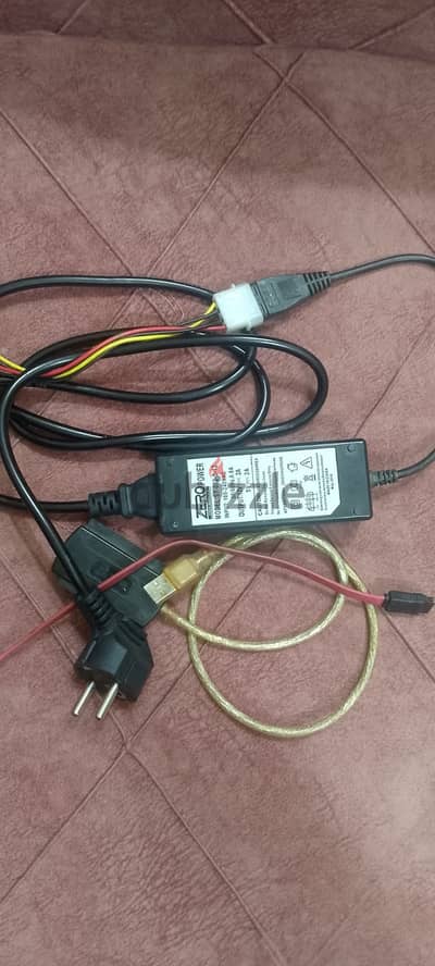 للبيع وصلة تشغيل هاردات الداتا و SATA إلى USB مع باور أصلي
