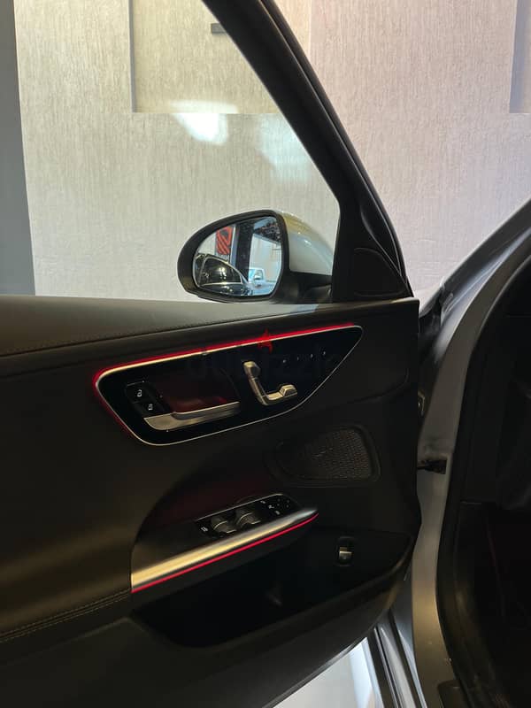 Mercedes-Benz C180 Wakil 2023