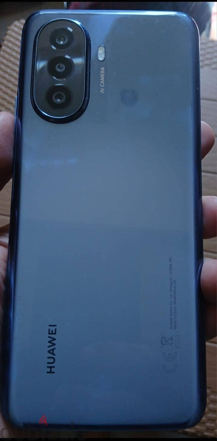 Huawei nova Y70 Plus 10
