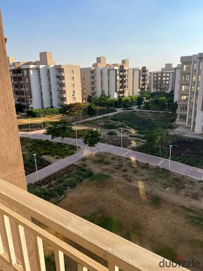 Apartment View Wide Garden Fourth Floor in Wasal Residence Compound