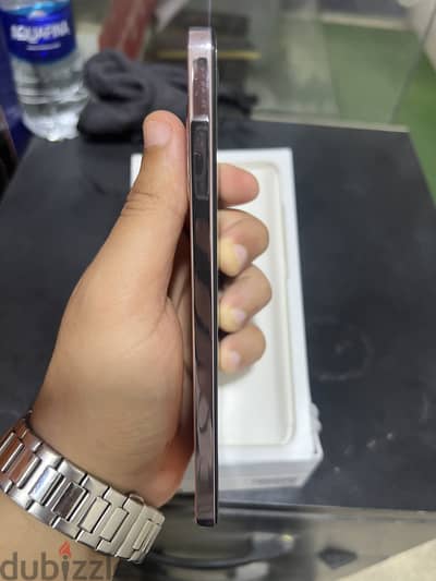 OPPO Reno12 F