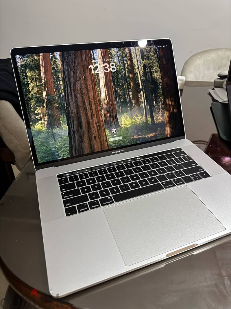 MacBook Pro 15-inch, 2019 1