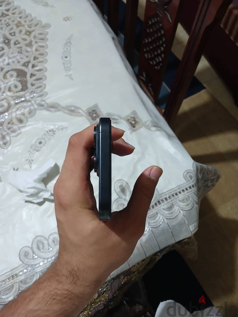 Apple - iPhone 15 Pro Max 3