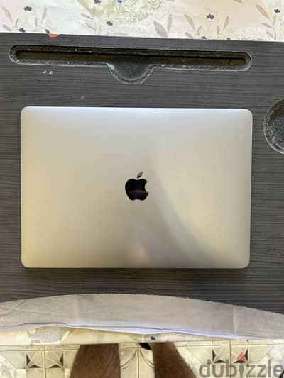 Macbook pro 2016 core i5 ram 8G 256 Touch Bar 13inch حاله ممتازه