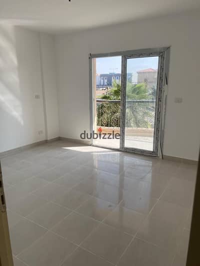 شقه 211م للبيع 3 غرف فيو جاردن في الرحاب القاهره الجديده لوكيشين مميز Al Rehab 2 - New Cairo