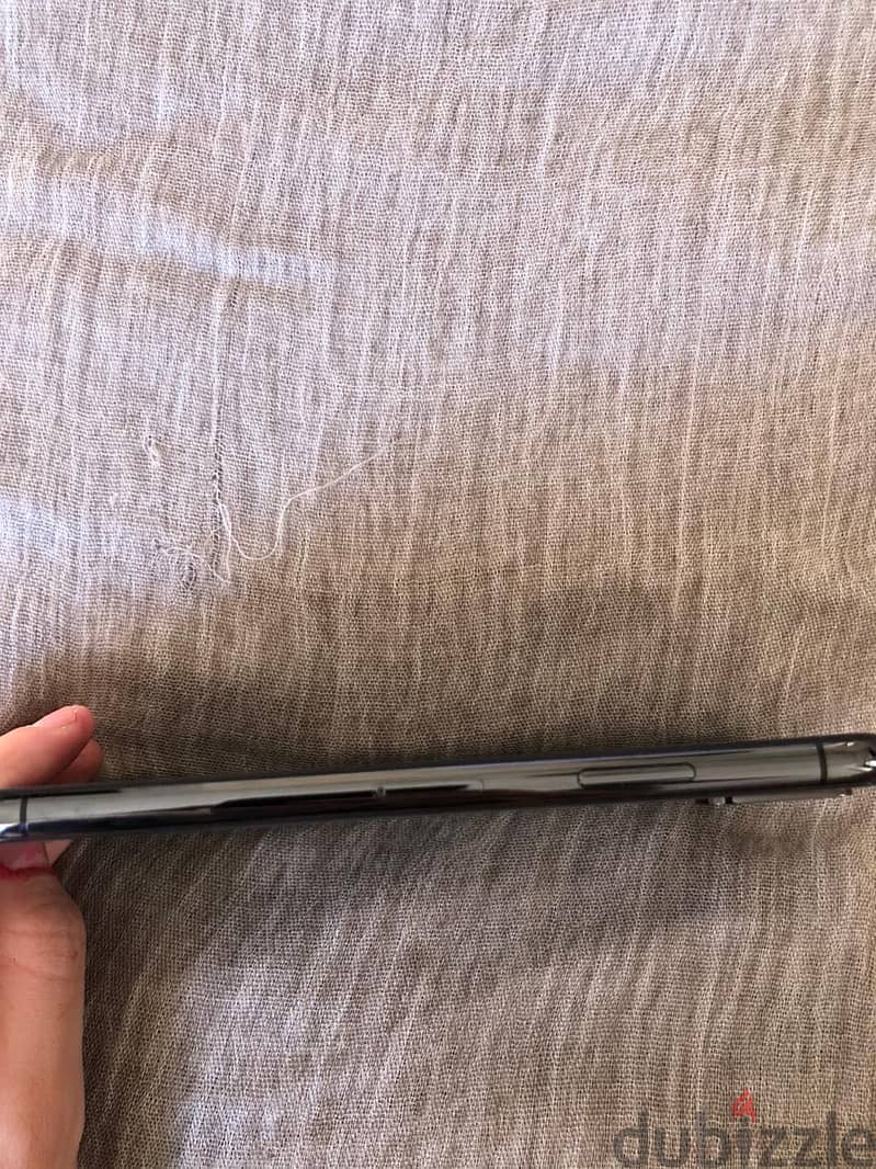 iPhone X  256 5