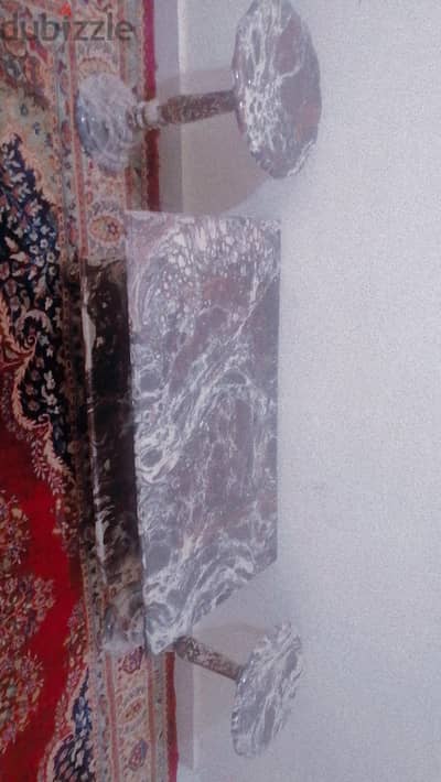 3 طرابيزة رخام ديكور ماركة نضيفة جدا