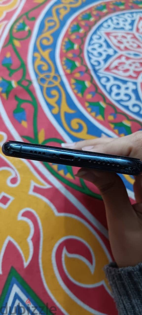 Apple - iPhone 11 Pro Max 4