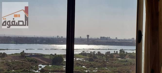 شقه للايجار مفروشه حلوان كورنيش