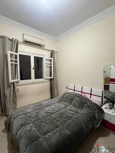 Girl bedroom