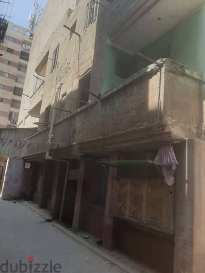منزل للعائلة للبيع بسعروموقع مميز