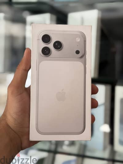آبل - آيفون 17 برو ماكس