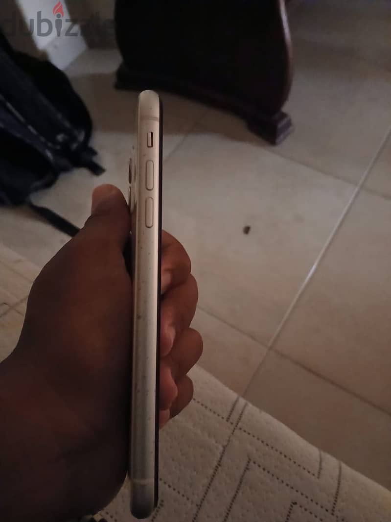 Apple - iPhone 11 2