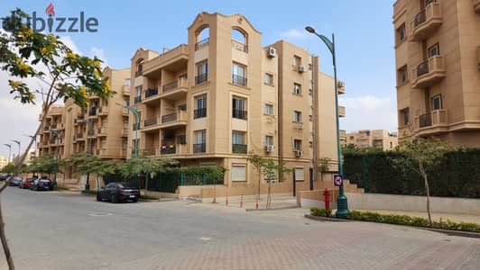 Ground floor apartment with garden for sale, ready to move, in the northern expansions, 6th of October