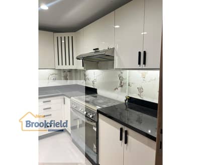 شقه للايجار فى كمبوند ميفيدا البوليفارد بالمطبخ والتكييفات الترا سوبر لوكس Ultra-Luxury Apartment for Rent in Mivida Fully Equipped with Kitchen & ACs