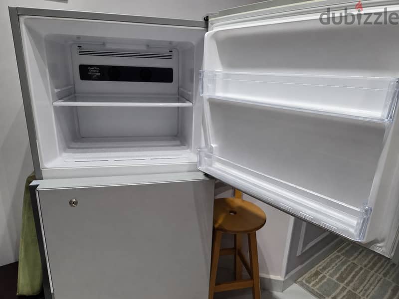 Hitachi Refrigerator 7