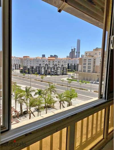 163m² apartment for sale in Al Maqsad – New Cairo. Fully finished and ready for immediate handover and viewing; located opposite the Iconic Tower and