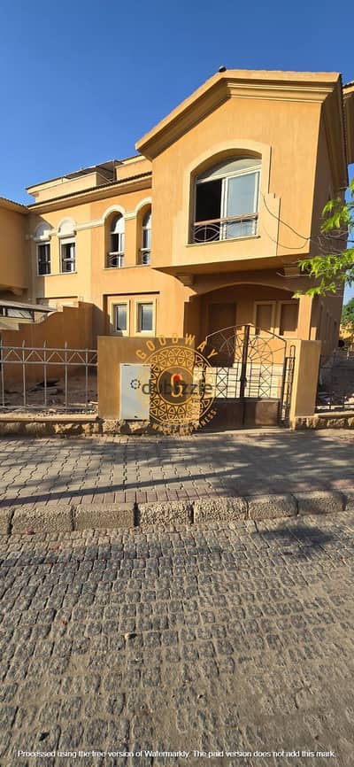 FOR SALE  Twin Villa in Dyar Compound