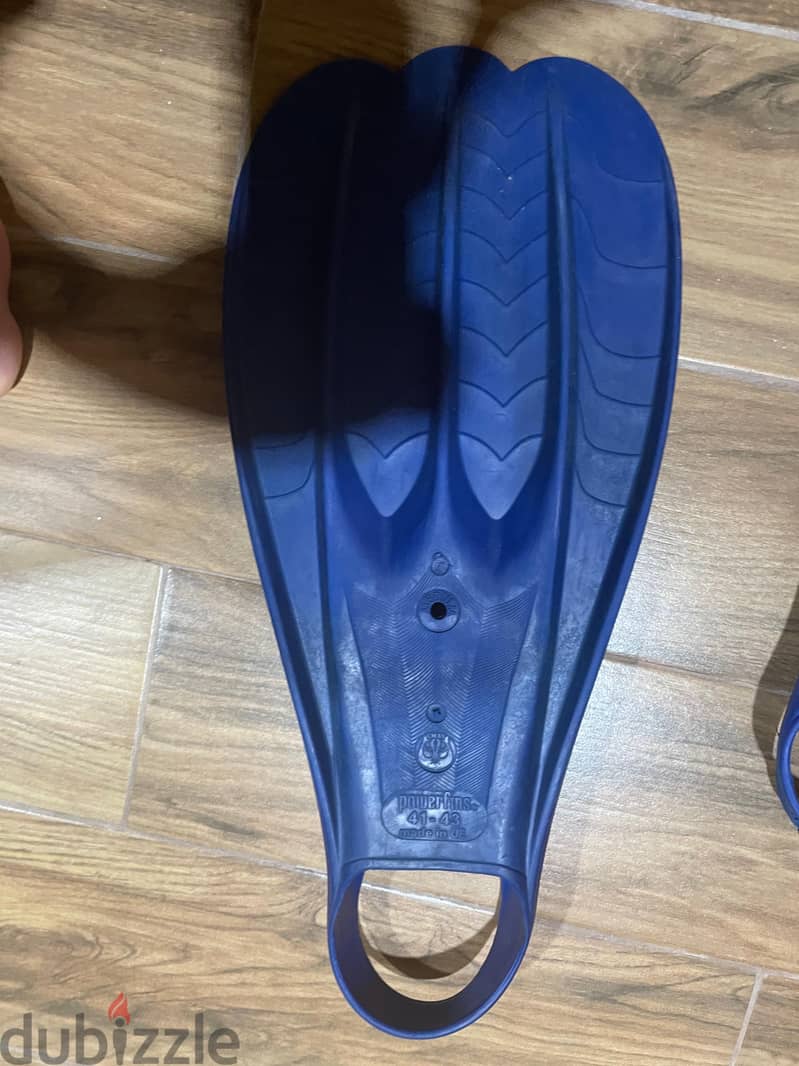 Powerfins 1
