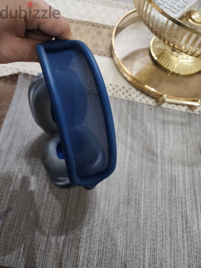 Apple headphones max 3