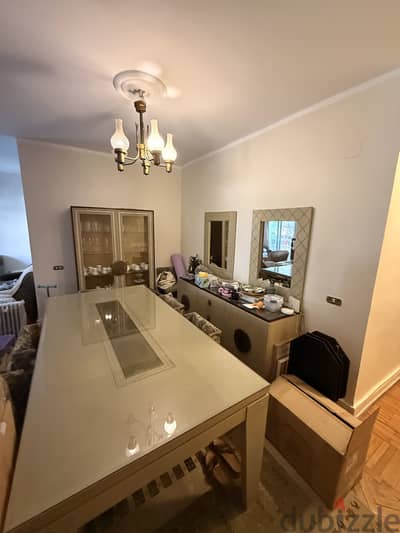 Dinning table Waw design