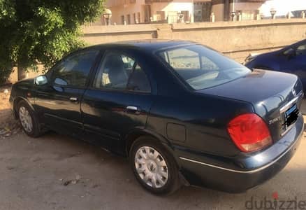 نيسان صني سوبر صالون 2006