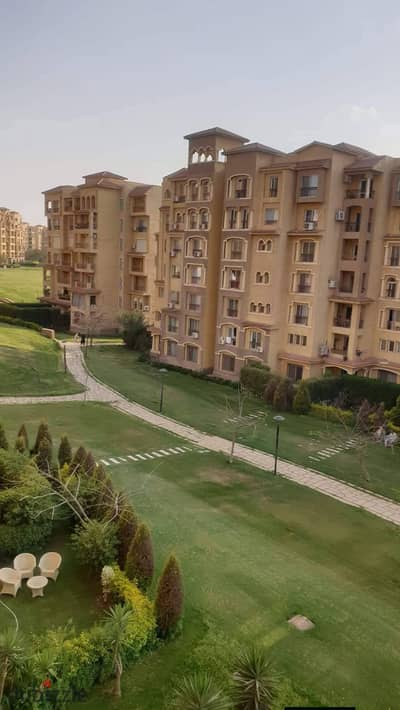 للبيع بمدينتي شقه 178 متر البي 2 فيو جاردن موقع مميز جدًا