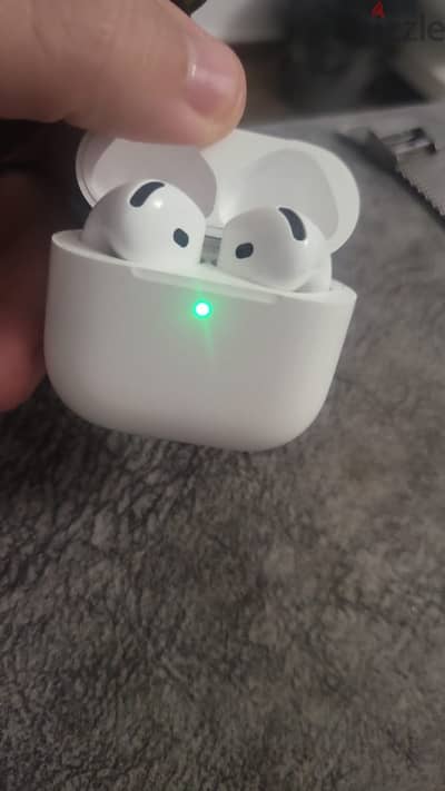Airpods 4 ANC