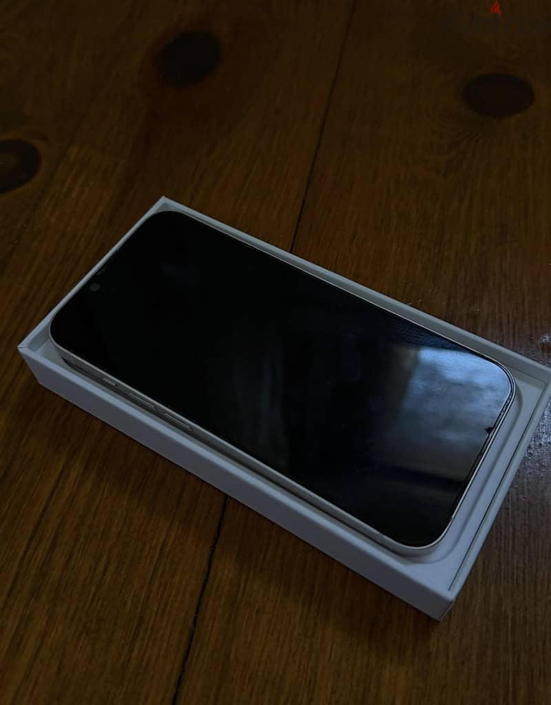 Apple - iPhone 14 1