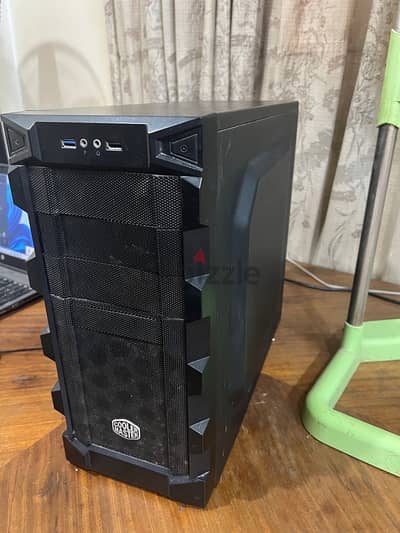 للبيع PC Gaming بحالة ممتازة
