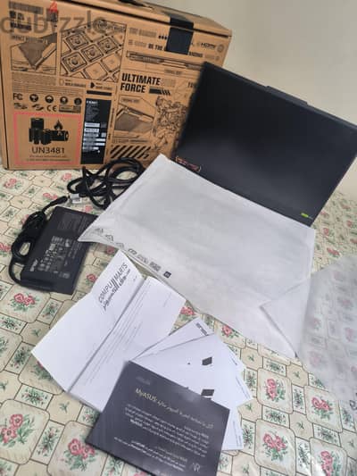 ASUS TUF R7 7HS RTX 4060 5 HOURS BATTERY LIKE NEW