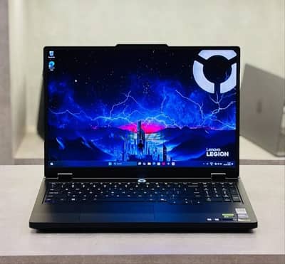 Lenovo LEGION 5 PRO Gaming RTX 5060 2K