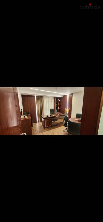 40-meter office in a licensed administrative mall directly on the northern ninety