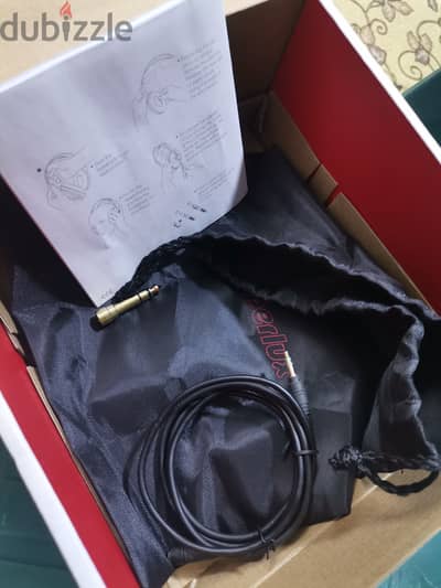 Superlux hd699 Studio headphones used like new